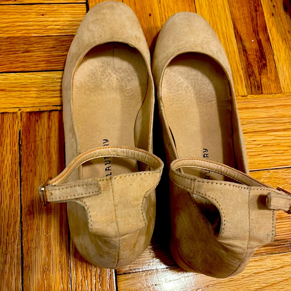 Tan Block Heel-Chinese Laundry